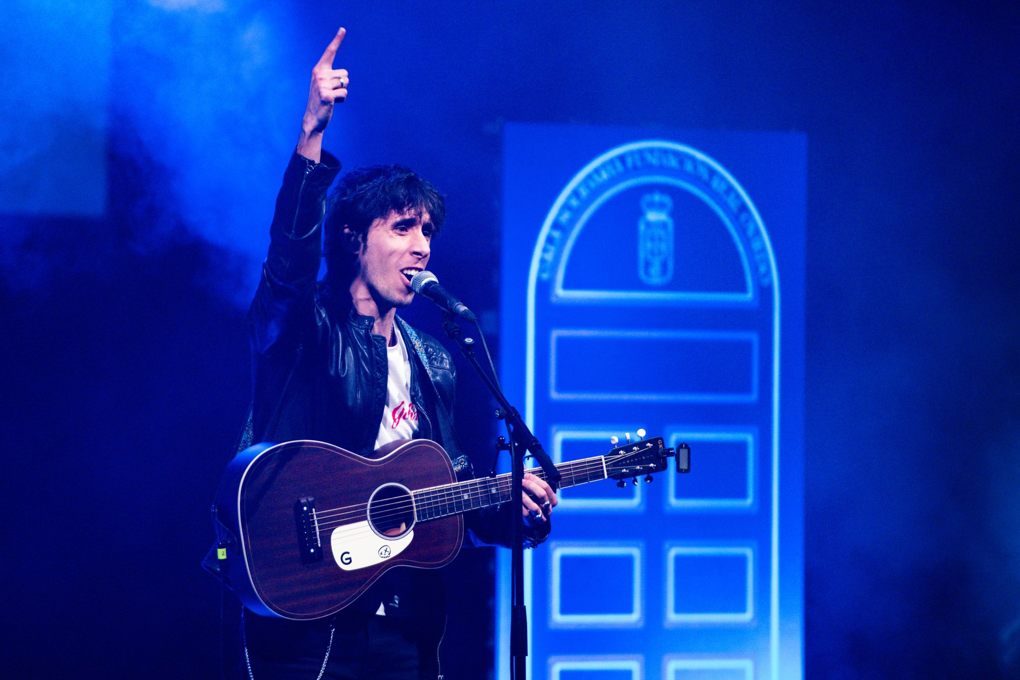 El bonito gesto de Javi Robles con la Fundación del Real Oviedo